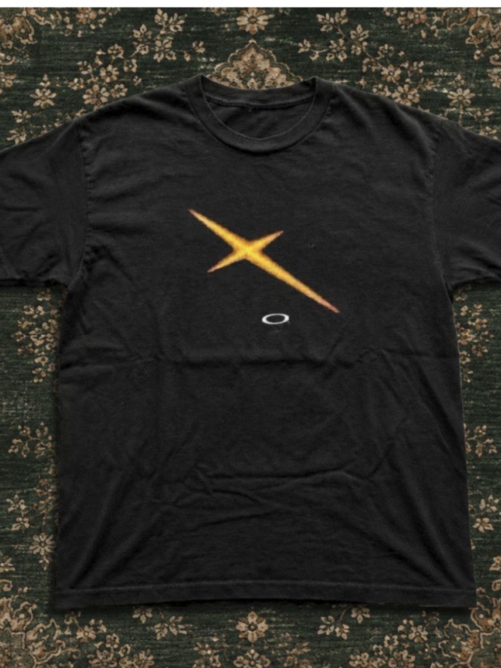 Brand Gildan Reprinted Black T‑Shirt with Gold Star Graphic